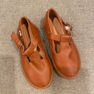 NEW VENETTINI KIDS T STRAP BROWN LEATHER SCHOOL SHOE SZ 24